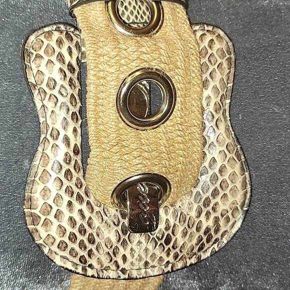 Guess Real Snakeskin Big Buckle Stretch Belt - Picture 2 of 11